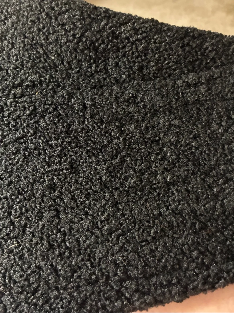 N/A spacious black